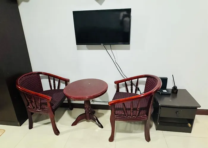 Stamford Residences Fully-furnished Apartment